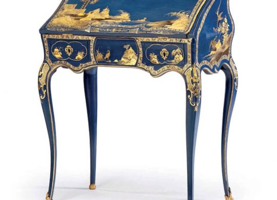 Bureau en Pente Style Louis XV avec vernis martin