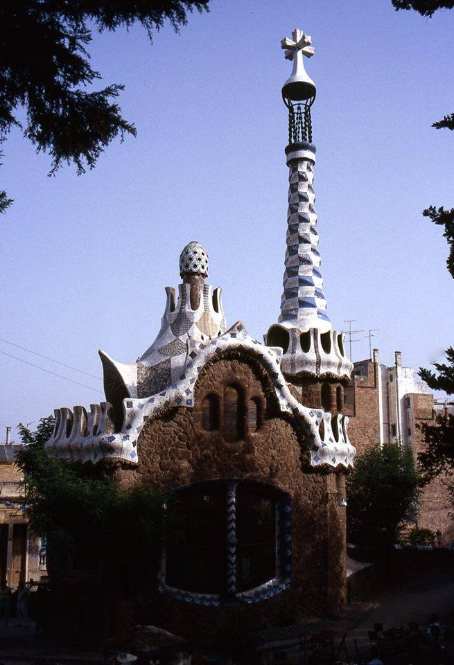 Antonio Gaudi les jardins du Modernisme Catalan